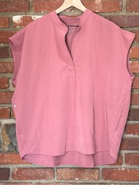 Figs women's scrub top size XL pink Rafaela style WXXSW1003 hospital clinic